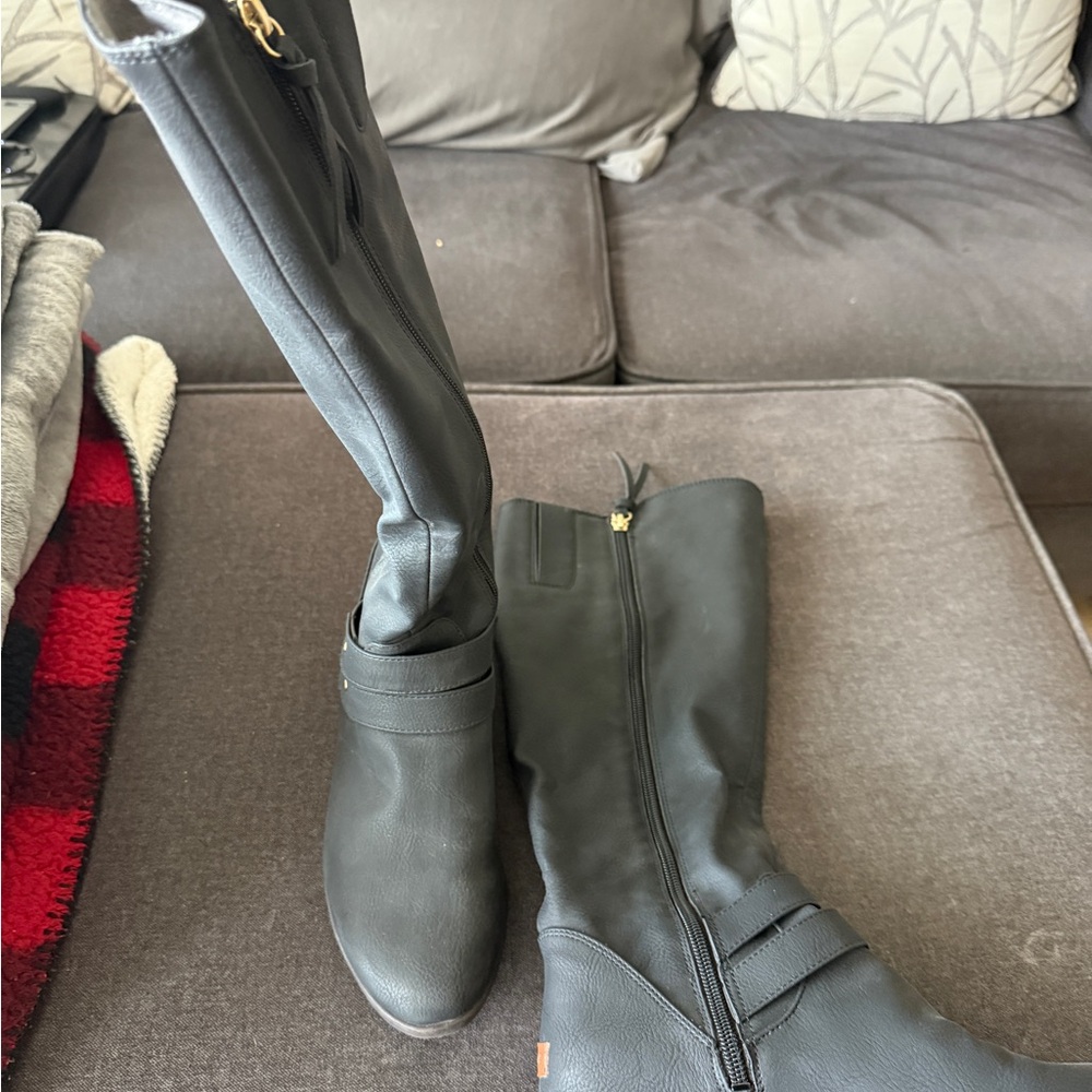 Dr. Scholl's Black Knee Boots